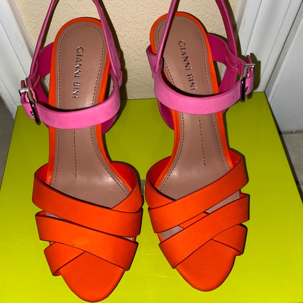 Color block ankle strap sandals